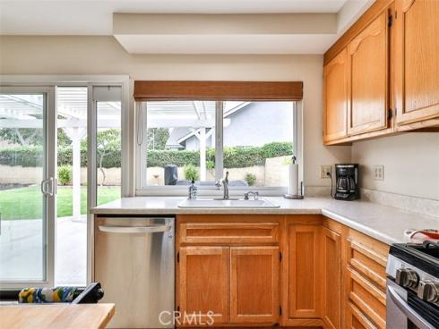 5017 E Holbrook , Anaheim, CA
