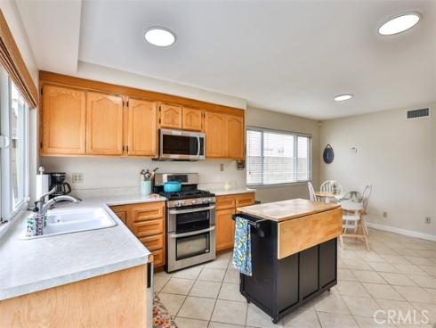 5017 E Holbrook , Anaheim, CA