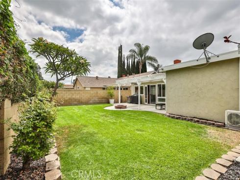5017 E Holbrook , Anaheim, CA