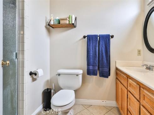 5017 E Holbrook , Anaheim, CA