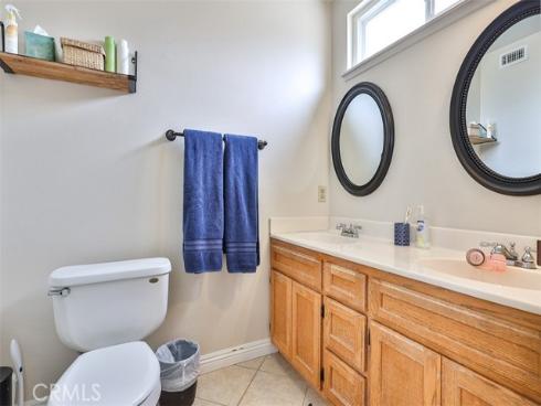 5017 E Holbrook , Anaheim, CA