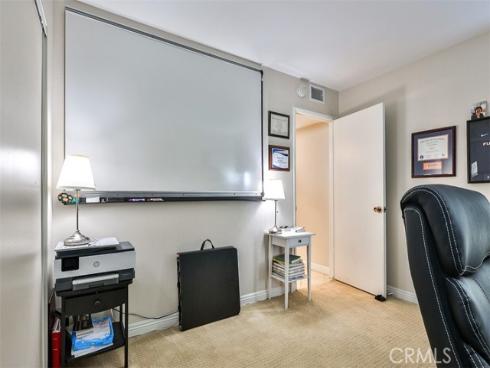 5017 E Holbrook , Anaheim, CA