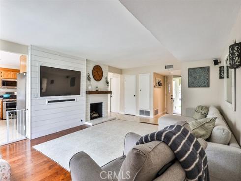 5017 E Holbrook , Anaheim, CA
