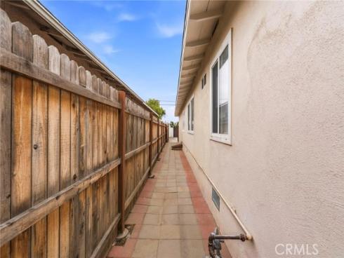 703 S Harbor Blvd  , Anaheim, CA