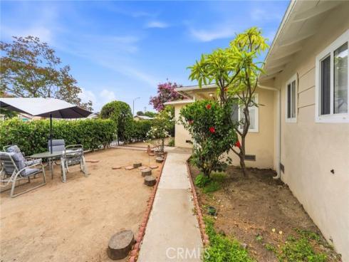 703 S Harbor Blvd  , Anaheim, CA