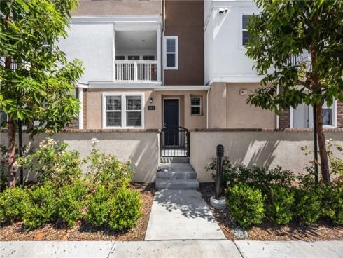 155 W La Palma Ave 3