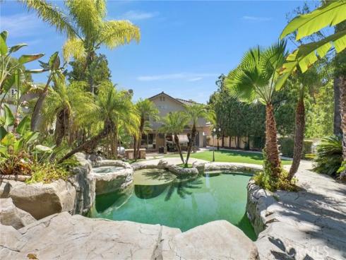 7521 E. Hollow Oak Road