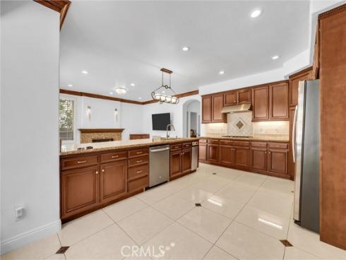7521 E Hollow Oak Road, Anaheim, CA