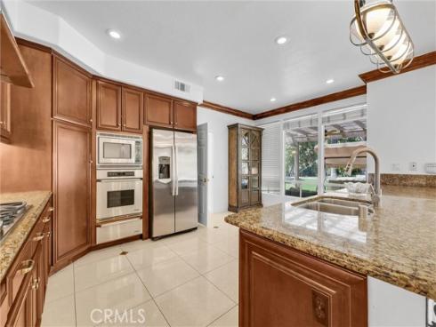 7521 E Hollow Oak Road, Anaheim, CA