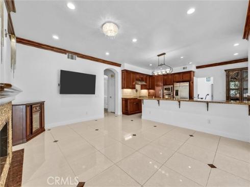 7521 E Hollow Oak Road, Anaheim, CA