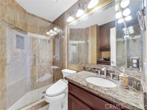 7521 E Hollow Oak Road, Anaheim, CA
