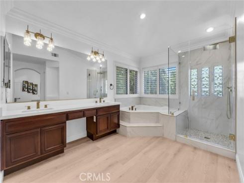 7521 E Hollow Oak Road, Anaheim, CA