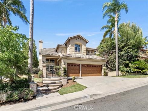 7521 E Hollow Oak Road, Anaheim, CA