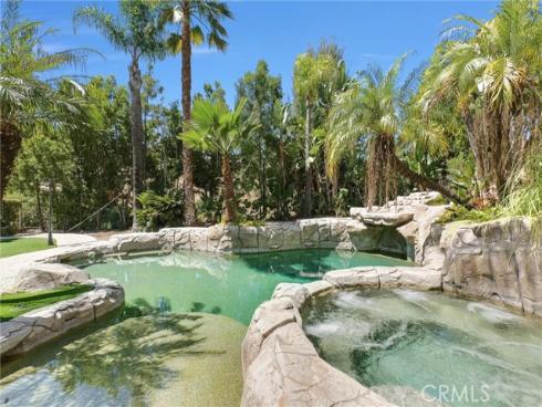 7521 E Hollow Oak Road, Anaheim, CA