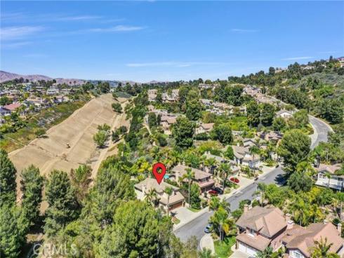 7521 E Hollow Oak Road, Anaheim, CA
