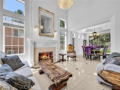 7521 E Hollow Oak Road, Anaheim, CA
