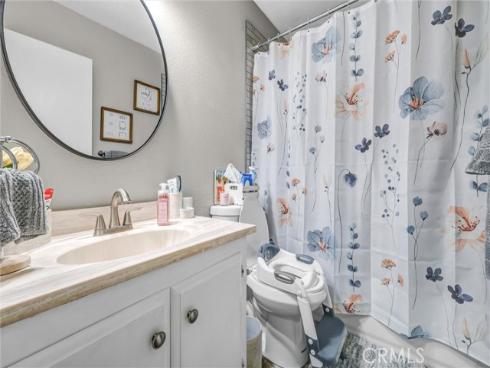2035 E Blackwood , Anaheim, CA