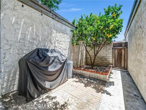 2035 E Blackwood , Anaheim, CA