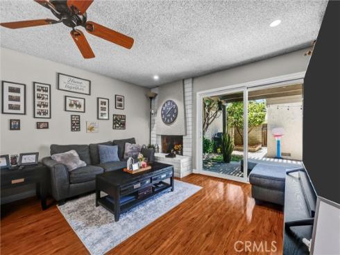 2035 E Blackwood , Anaheim, CA