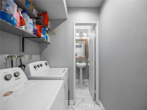 1800 W Gramercy  14 , Anaheim, CA