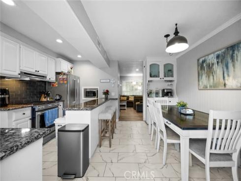 1800 W Gramercy  14 , Anaheim, CA