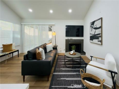 7408 E Calle Durango , Anaheim, CA