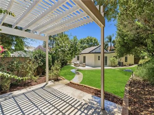 1290 N Mosswood Dr , Anaheim, CA