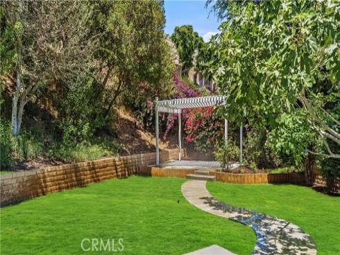 1290 N Mosswood Dr , Anaheim, CA