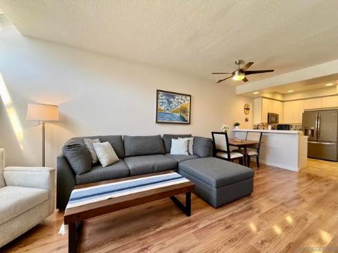 992 S. Country Glen Way
