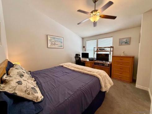 992 S Country Glen Way , Anaheim, CA