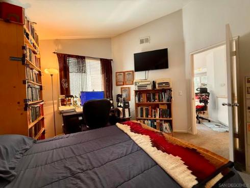 992 S Country Glen Way , Anaheim, CA