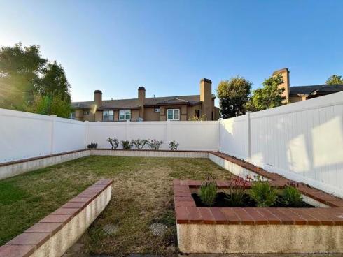 992 S Country Glen Way , Anaheim, CA