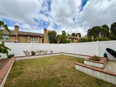 992 S Country Glen Way , Anaheim, CA