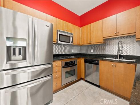 435 W Center Street 405 , Anaheim, CA