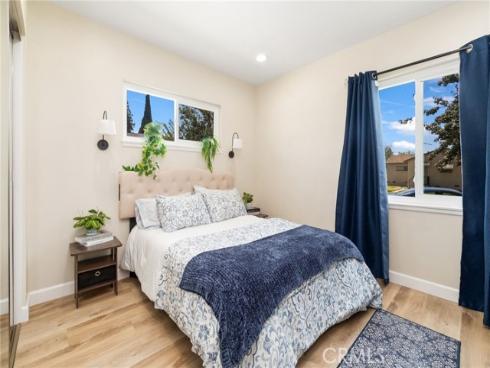 1427 E Hukee , Anaheim, CA