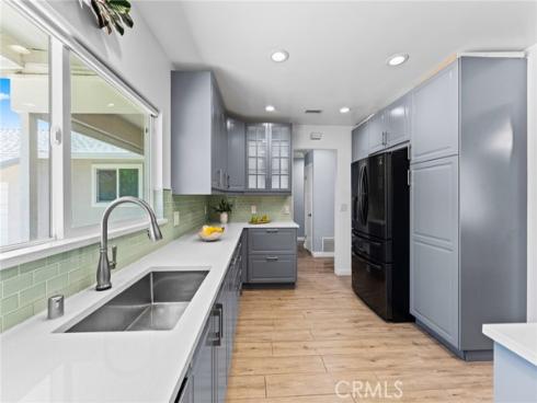 1730 E Redwood , Anaheim, CA