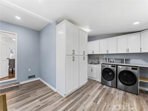 1730 E Redwood , Anaheim, CA