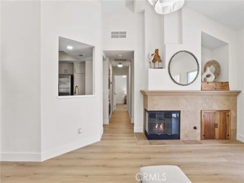 1004 S Dewcrest , Anaheim, CA