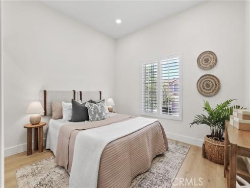 1004 S Dewcrest , Anaheim, CA