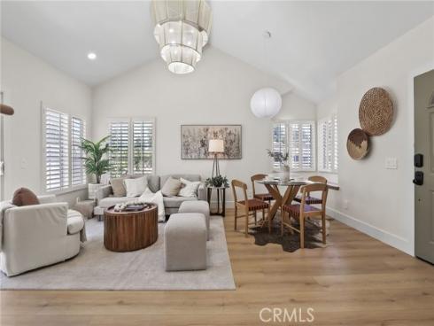 1004 S Dewcrest , Anaheim, CA