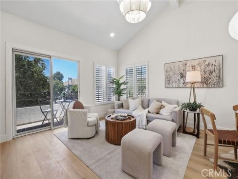 1004 S Dewcrest , Anaheim, CA