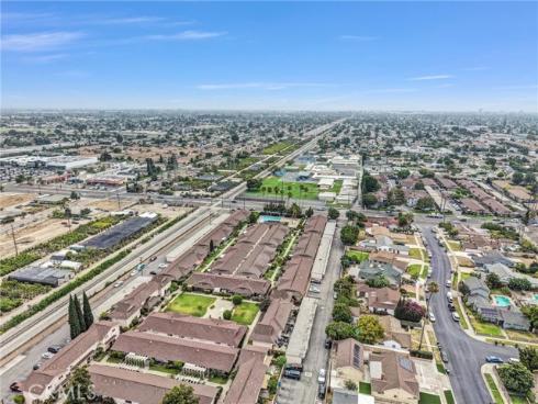 10761  Magnolia  101  Avenue, Anaheim, CA
