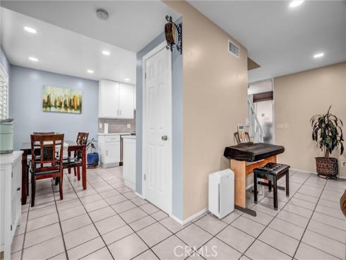 10761  Magnolia  101  Avenue, Anaheim, CA