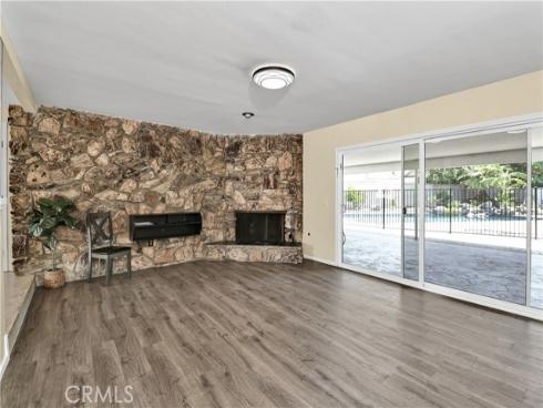 2550 W Rowland Avenue, Anaheim, CA