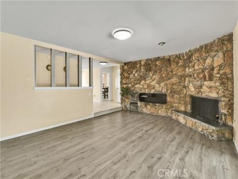 2550 W Rowland Avenue, Anaheim, CA
