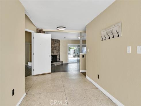 2550 W Rowland Avenue, Anaheim, CA
