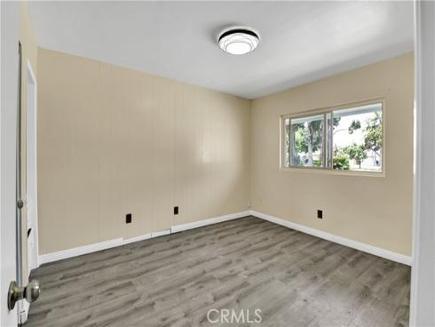 2550 W Rowland Avenue, Anaheim, CA