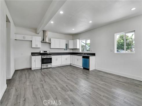 2550 W Rowland Avenue, Anaheim, CA