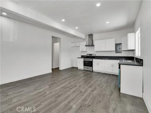 2550 W Rowland Avenue, Anaheim, CA