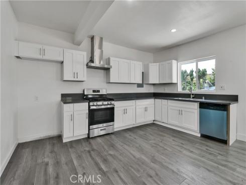 2550 W Rowland Avenue, Anaheim, CA